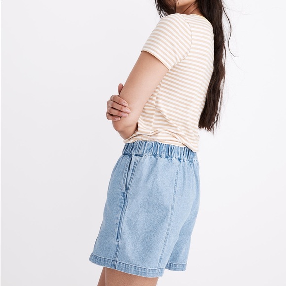Madewell Denim Easy Pull-On Shorts in Rathmore Wash - Picture 3 of 4
